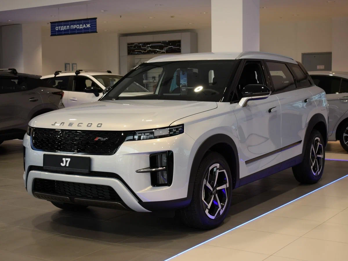 Jaecoo J7 LE с автосалона по цене от 1 624 000 рублей