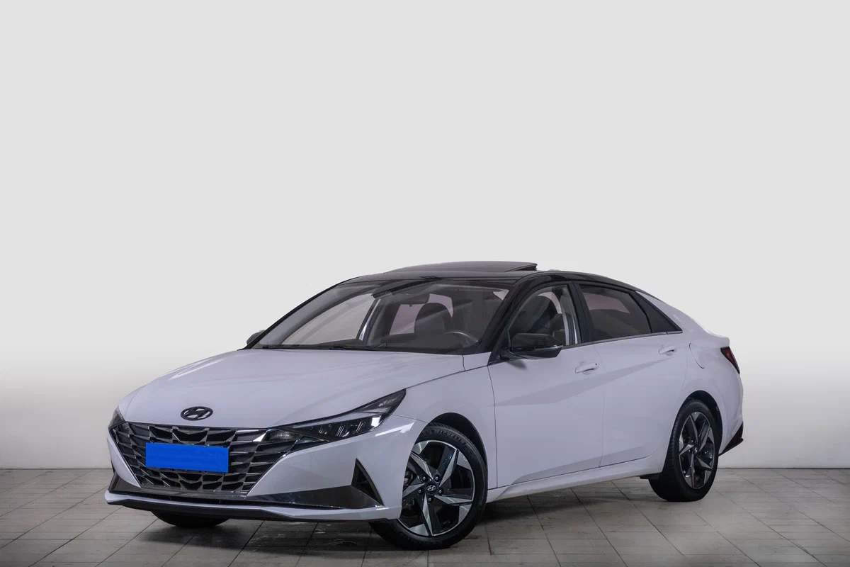 Hyundai Elantra с автосалона по цене от 855 000 рублей